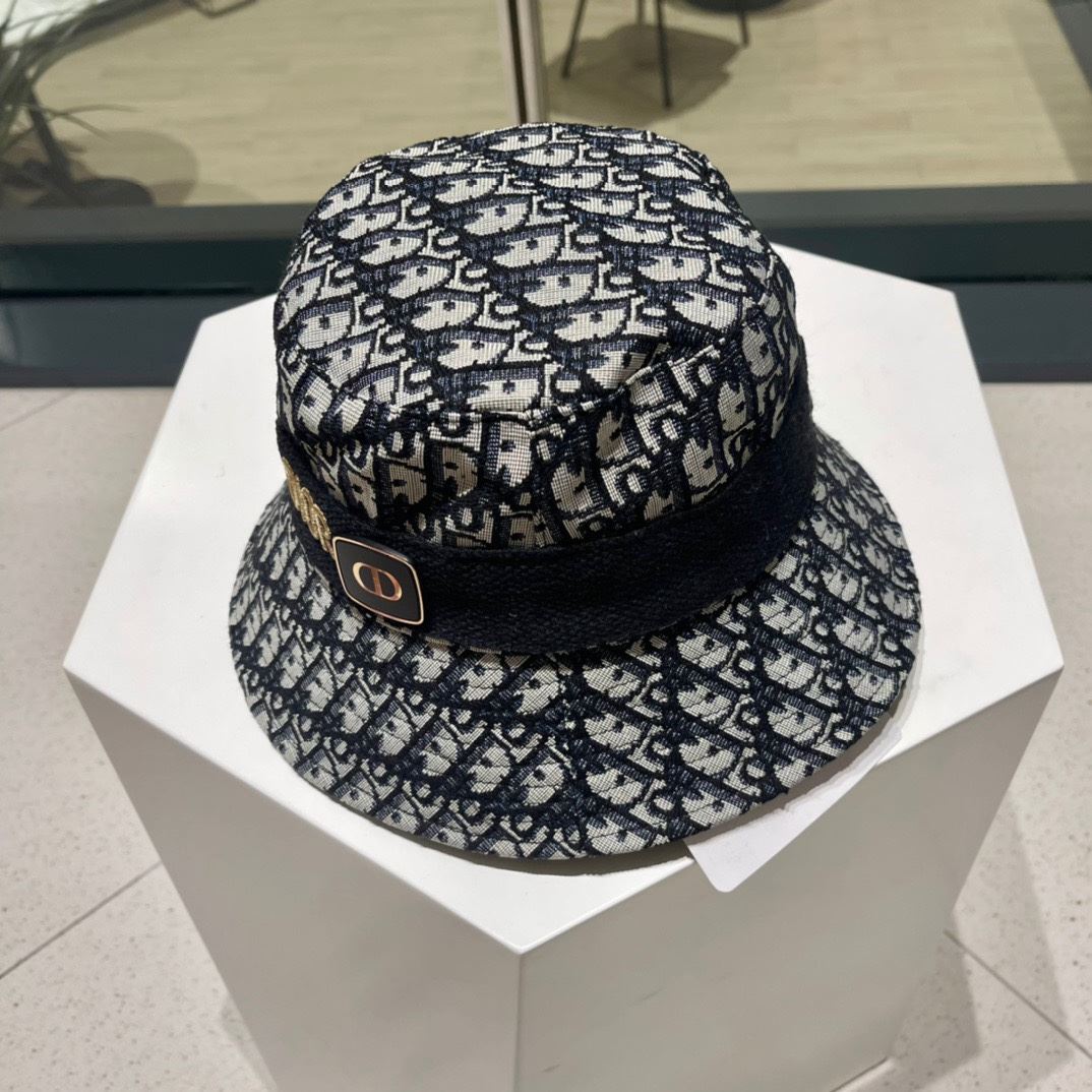 Christian Dior Caps